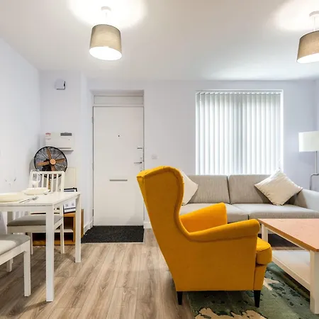 Modern 1 Bedroom Apartment York